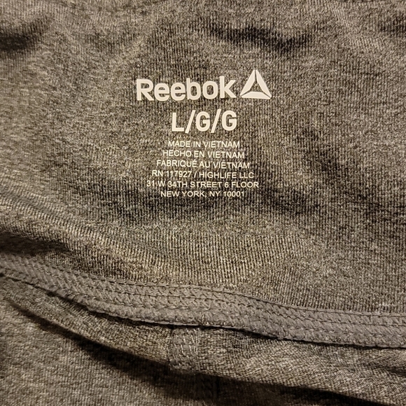 Reebok Women's Capri Athletic Pants - Picture 3 of 7
